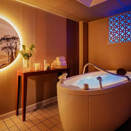 Valdys Thalasso & - La Baie Resort 4*